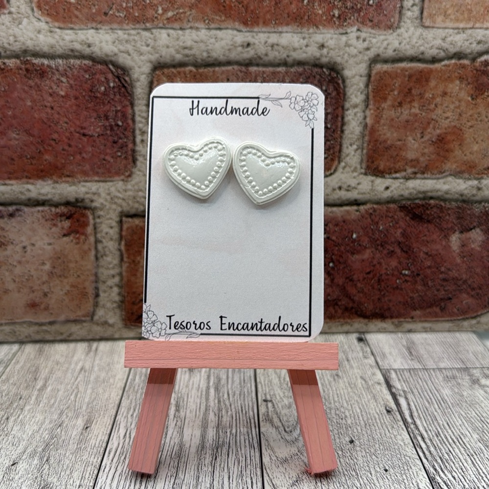 Handmade Heart Earrings by Tesoros Encantadores